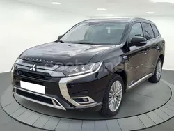 Gris Usado 2019 Mitsubishi Outlander P-HEV Edition SUV | 21.990 € (Precio justo)