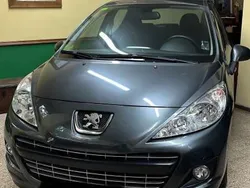 Gris Usado 2012 Peugeot 207 Utilitario | 7600 € (Precio justo)
