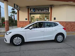 Blanco Usado 2022 Seat Ibiza Reference Berlina | 13.500 € (Precio justo)