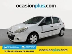 Blanco Usado 2010 Renault Clio II Authentique Utilitario | 4900 € (Precio justo)