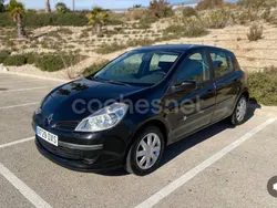 Negro Usado 2006 Renault Clio II Dynamique Berlina | 3850 €