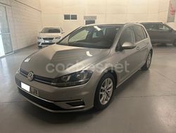 Beige Usado 2020 VW Golf VIII Advance Berlina | 18.900 € (Precio justo)