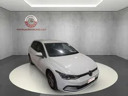 Blanco Usado 2022 VW Golf VIII Life Berlina | 20.490 € (Buen precio)