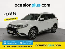 Blanco Usado 2019 Mitsubishi Outlander Motion SUV | 20.699 € (Precio justo)