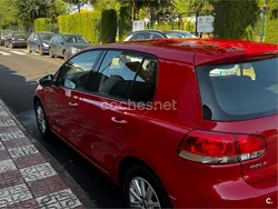 Rojo Usado 2009 VW Golf VI Sport Berlina | 6900 € (Un poco caro)