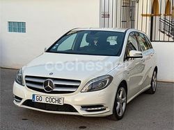 Blanco Usado 2012 Mercedes B180 Monovolumen | 9000 € (Un poco caro)