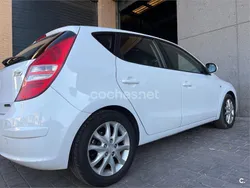 Blanco Usado 2007 Hyundai i30 Sport Berlina | 5999 € (Precio justo)