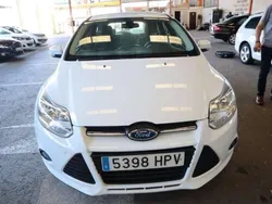 Blanco Usado 2014 Ford Focus Trend Utilitario | 5500 € (Buen precio)