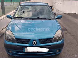 Azul Usado 2002 Renault Clio II Expression Berlina | 2150 € (Buen precio)
