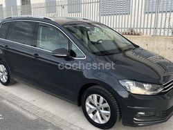 Gris / plata Usado 2018 VW Touran Edition Monovolumen | 15.900 € (Precio justo)