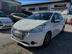 Blanco Usado 2013 Peugeot 208 Active Utilitario | 8200 € (Un poco caro)