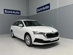 Blanco Usado 2021 Skoda Octavia Ambition Familiar | 18.500 € (Precio justo)
