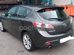 Gris / plata Usado 2010 Mazda 3 Style Berlina | 7990 €