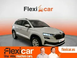 Blanco Usado 2023 Skoda Karoq Ambition SUV | 22.490 € (Precio justo)