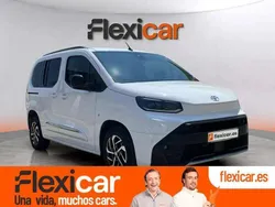 Amarillo Usado 2024 Toyota Proace Advance Van | 27.590 €