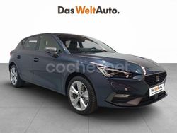 Gris / plata Usado 2025 Seat Leon FR Berlina | 30.440 € (Caro)