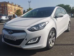 Blanco Usado 2013 Hyundai i30 Berlina | 11.000 € (Precio justo)