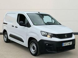 Blanco Usado 2023 Peugeot Partner Monovolumen | 21.000 € (Un poco caro)