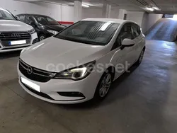 Blanco Usado 2017 Opel Astra Dynamic Berlina | 10.900 € (Precio justo)