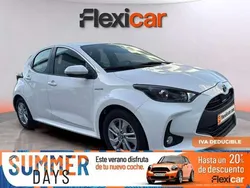 Blanco Usado 2021 Toyota Yaris Hybrid Active Utilitario | 18.690 € (Buen precio)