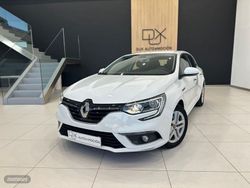 Blanco Usado 2021 Renault Mégane IV Business Berlina | 15.990 € (Precio justo)