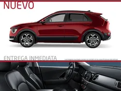 Rojo Nuevo 2025 Kia Niro SUV | 31.900 € (Un poco caro)