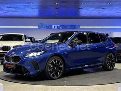 Azul Usado 2024 BMW 120 Comfort Edition Utilitario | 42.900 €