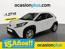 Blanco Usado 2023 Toyota Aygo Play Utilitario | 13.990 € (Precio justo)