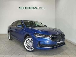 Azul Usado 2024 Skoda Superb LAURIN & KLEMENT Berlina | 43.995 €