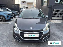 Gris Usado 2018 Peugeot 208 Style Utilitario | 11.200 € (Caro)