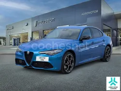 Azul Usado 2023 Alfa Romeo Giulia Veloce Berlina | 46.900 € (Caro)
