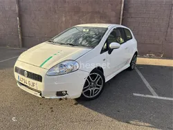 Blanco Usado 2009 Fiat Grande Punto Sport Utilitario | 2499 € (Buen precio)