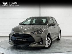 Verde Usado 2023 Toyota Yaris Berlina | 17.300 € (Precio justo)