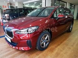 Granate Usado 2024 BMW 230 Comfort Edition Familiar | 43.900 €