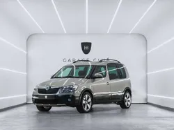 Gris / plata Usado 2013 Skoda Roomster Familiar | 8499 €