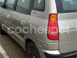 Gris / plata Usado 2002 Hyundai Matrix GLS Monovolumen | 1600 €