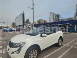 Blanco Usado 2017 Mahindra XUV500 SUV | 11.000 €