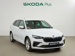 Blanco Usado 2024 Skoda Scala Selection Utilitario | 19.900 € (Precio justo)