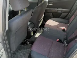 Gris / plata Usado 2005 Mazda 3 Active Berlina | 1900 € (Precio justo)