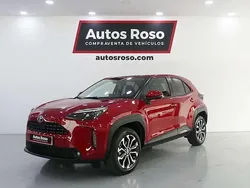 Amarillo Usado 2022 Toyota Yaris Cross Style SUV | 21.990 € (Buen precio)