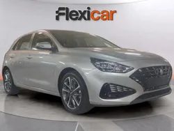 Gris Usado 2023 Hyundai i30 N Line Berlina | 17.490 € (Precio justo)