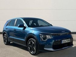 Azul Usado 2024 Kia e-Niro 2 SUV | 33.600 € (Precio justo)