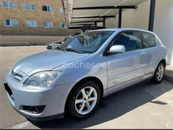 Azul Usado 2005 Toyota Corolla Terra Berlina | 750 €