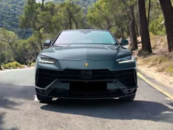 Negro Usado 2023 Lamborghini Urus SUV | 319.000 €