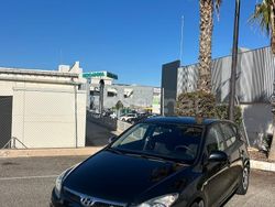 Negro Usado 2009 Hyundai i30 Comfort Berlina | 4850 € (Precio justo)