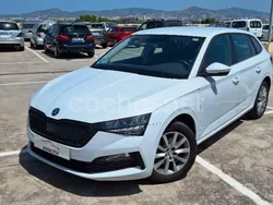 Blanco Usado 2021 Skoda Scala Ambition Utilitario | 17.900 € (Precio justo)