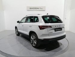 Blanco Usado 2024 Skoda Karoq SUV | 26.990 € (Un poco caro)