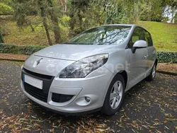 Gris / plata Usado 2011 Renault Scénic III Dynamique Monovolumen | 5990 € (Buen precio)