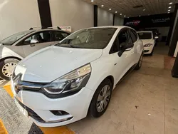 Blanco Usado 2020 Renault Clio V LIMITED Berlina | 11.999 € (Precio justo)