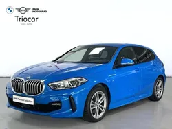 Pintura metalizada misano blau Usado 2024 BMW 118 Comfort Edition Utilitario | 33.900 € (Un poco caro)